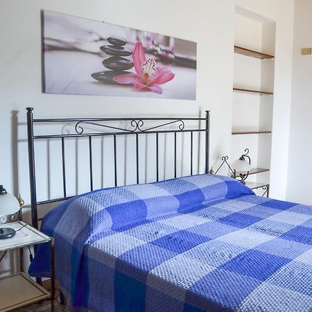 Ferienwohnung La Grande Palma Castelluzzo Exterior foto