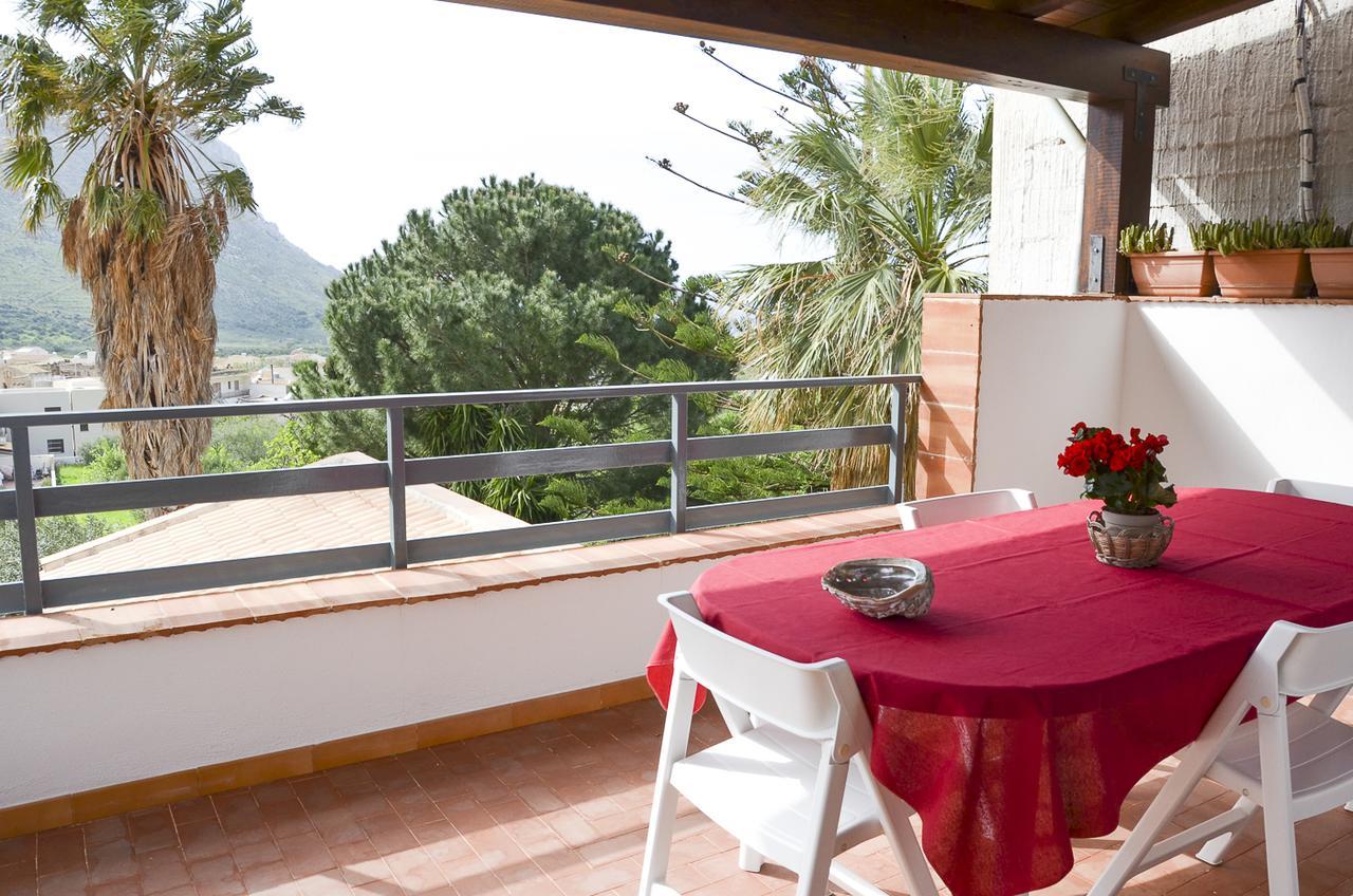 Ferienwohnung La Grande Palma Castelluzzo Exterior foto